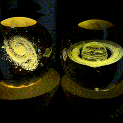3D Crystal Galaxy Moon Lamp – Astronaut Planet Night Light (USB Powered)