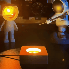 3D Crystal Galaxy Moon Lamp – Astronaut Planet Night Light (USB Powered)